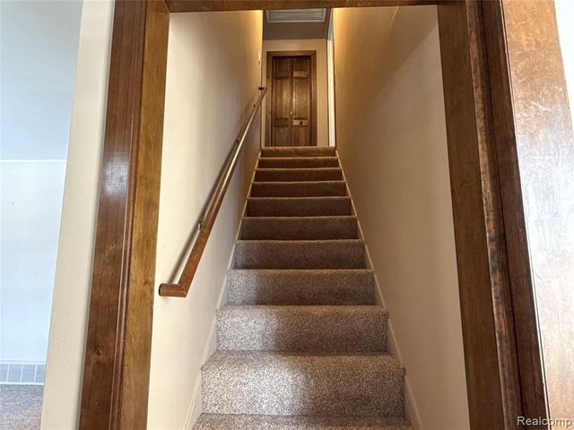 14955 Helen Street, Southgate, MI 48195