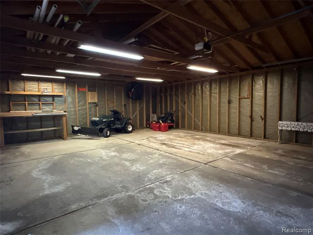 14955 Helen Street, Southgate, MI 48195