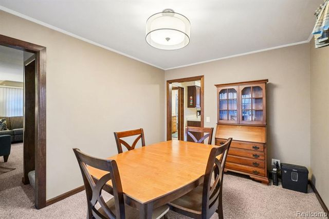 14955 Helen Street, Southgate, MI 48195