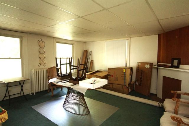426 E 2nd Ave. AVENUE, Tarentum, PA 15084