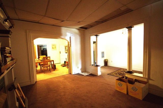 426 E 2nd Ave. AVENUE, Tarentum, PA 15084