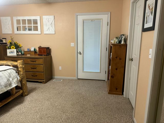 7812 Nadine Road, Houston, MO 65483