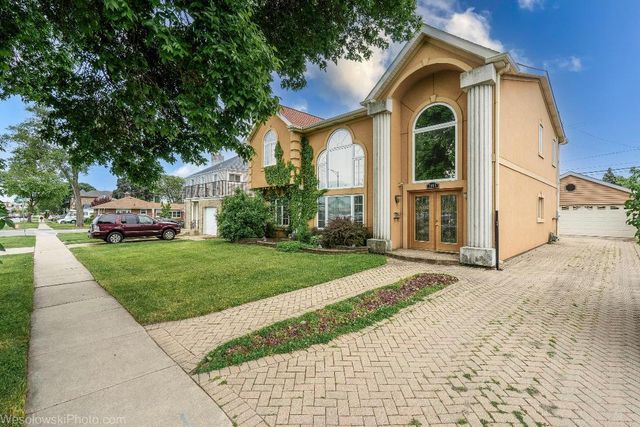 7305 W Foster Avenue, Harwood Heights, IL 60706