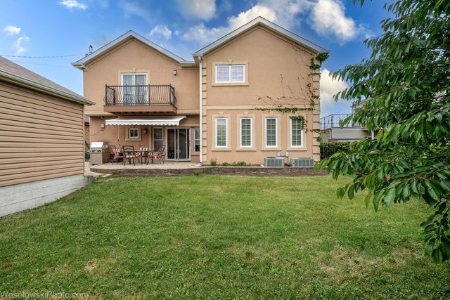 7305 W Foster Avenue, Harwood Heights, IL 60706