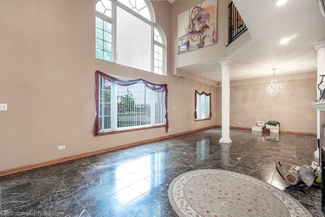 7305 W Foster Avenue, Harwood Heights, IL 60706
