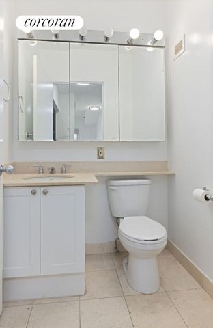 308 E 38th St Apt 22C, New York City, NY 10016