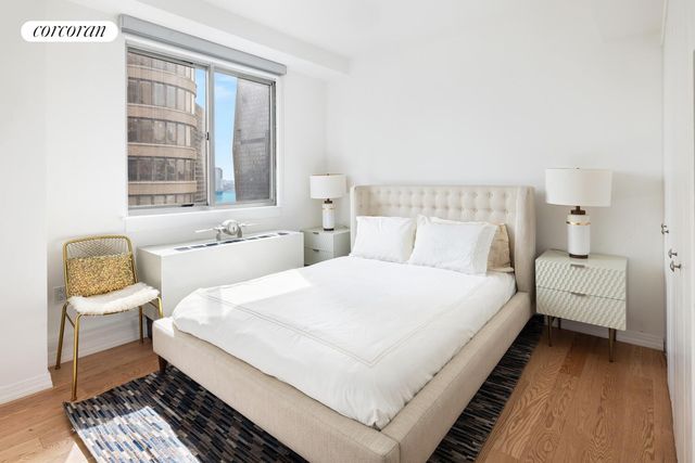 308 E 38th St Apt 22C, New York City, NY 10016