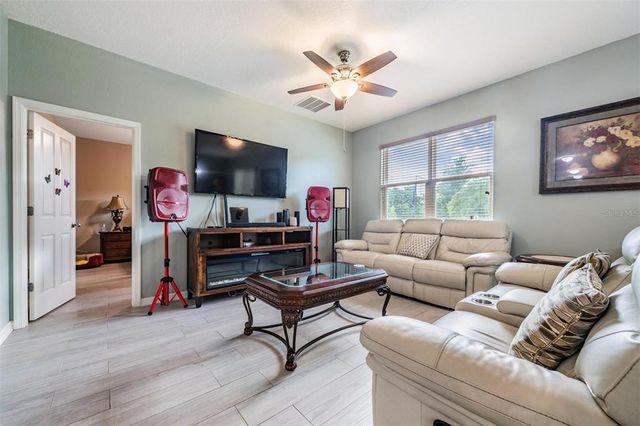 11537 SOUTHERN CREEK DRIVE, Gibsonton, FL 33534
