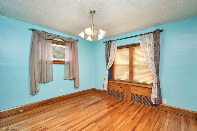 350 Oxford Avenue, Akron, OH 44310