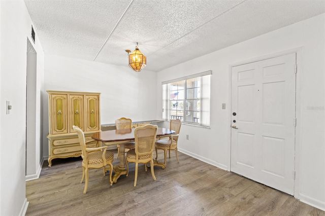 11700 PARK BOULEVARD 202, Seminole, FL 33772