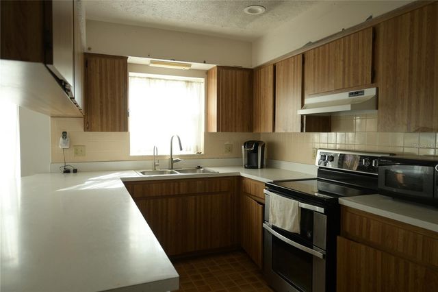 9528 JOE EBERT ROAD, Seffner, FL 33584