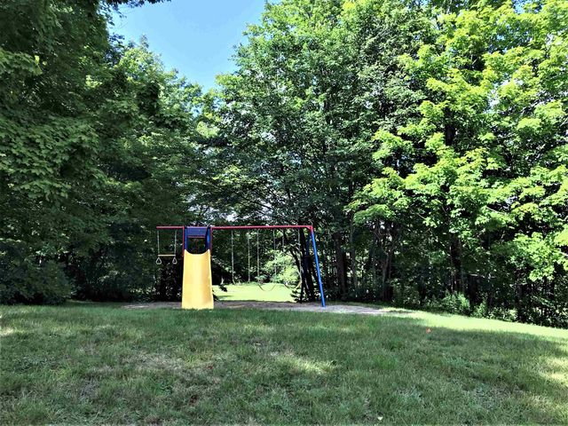 14 High Top Road B124, Wilmington, VT 05363