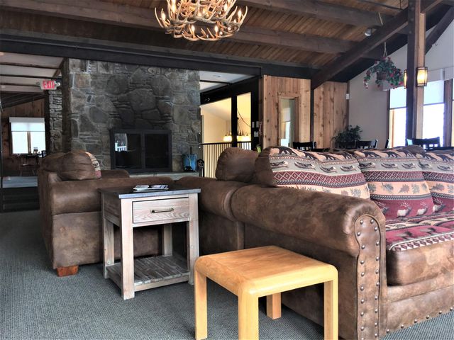 14 High Top Road B124, Wilmington, VT 05363