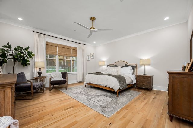 1047 Sinatra Dr, Nolensville, TN 37135