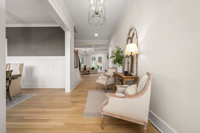 1047 Sinatra Dr, Nolensville, TN 37135