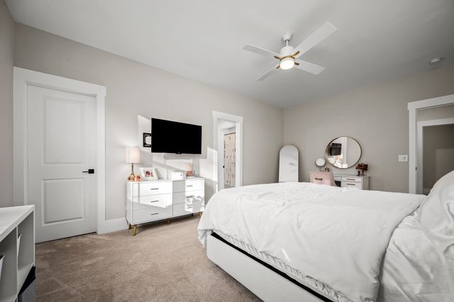 1047 Sinatra Dr, Nolensville, TN 37135