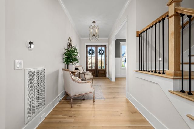 1047 Sinatra Dr, Nolensville, TN 37135