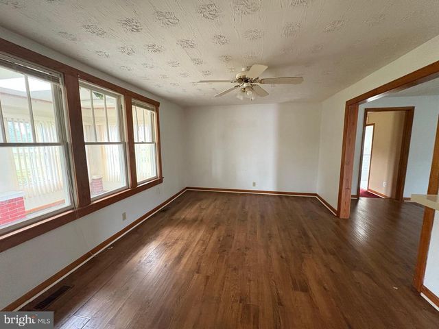 6525 NOMINI HALL ROAD, Hague, VA 22469