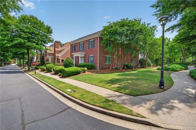 455 High Pointe Trail, Roswell, GA 30076