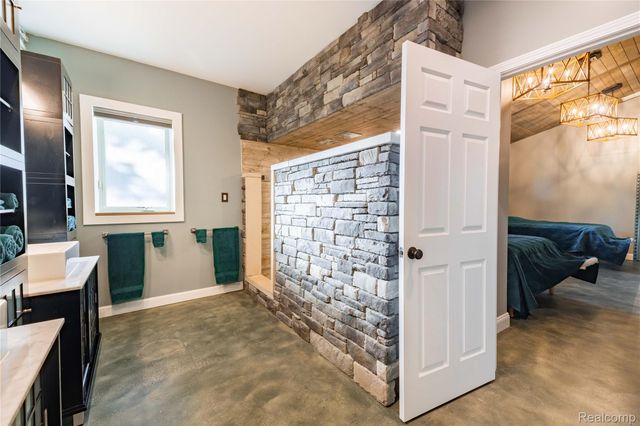 21527 Parke Lane, Grosse Ile Township, MI 48138