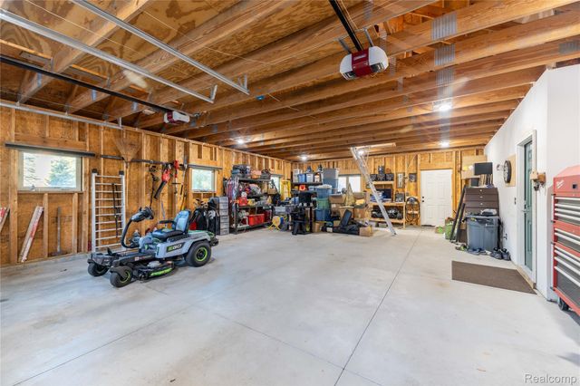 21527 Parke Lane, Grosse Ile Township, MI 48138