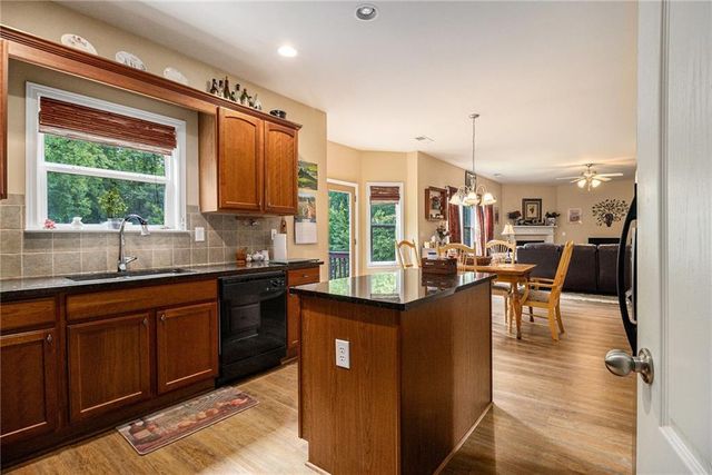 5925 Crescent Landing Drive, Cumming, GA 30028