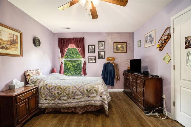 5925 Crescent Landing Drive, Cumming, GA 30028