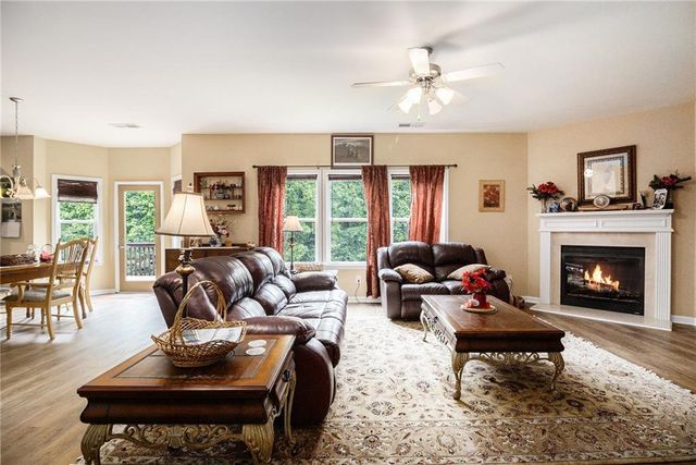 5925 Crescent Landing Drive, Cumming, GA 30028