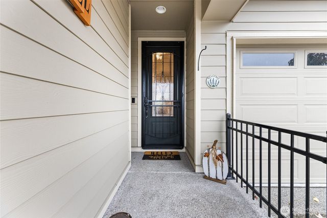 22701 SE 237th Place, Maple Valley, WA 98038