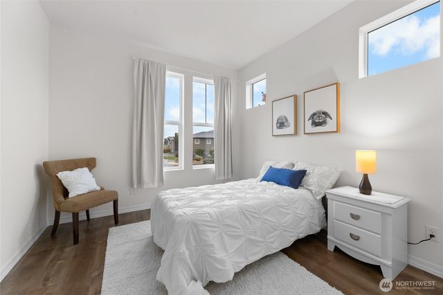 22701 SE 237th Place, Maple Valley, WA 98038