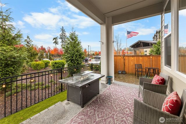 22701 SE 237th Place, Maple Valley, WA 98038