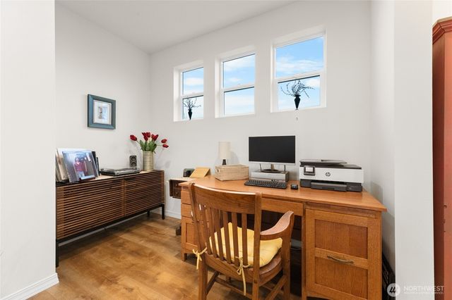 22701 SE 237th Place, Maple Valley, WA 98038