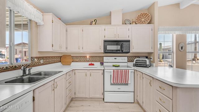 2400 E BASELINE Avenue 197, Apache Junction, AZ 85119