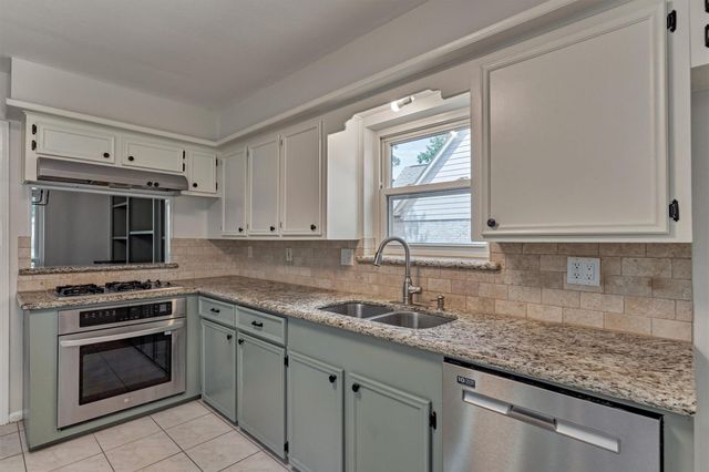 7823 Kleingreen Lane, Spring, TX 77379