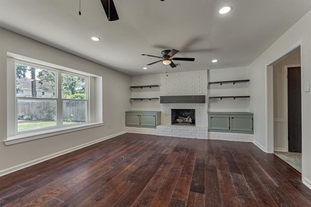 7823 Kleingreen Lane, Spring, TX 77379