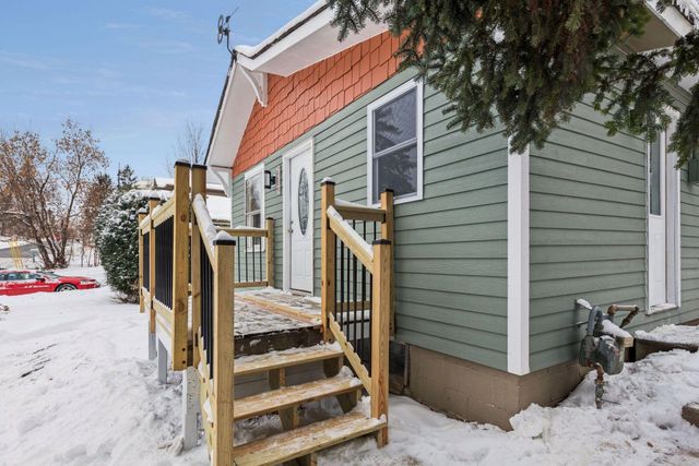 2209 Chateau Lane, Mound, MN 55364