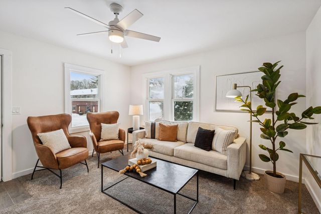 2209 Chateau Lane, Mound, MN 55364