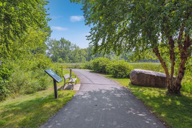 2209 Chateau Lane, Mound, MN 55364