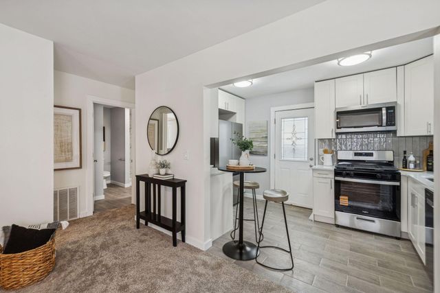 2209 Chateau Lane, Mound, MN 55364