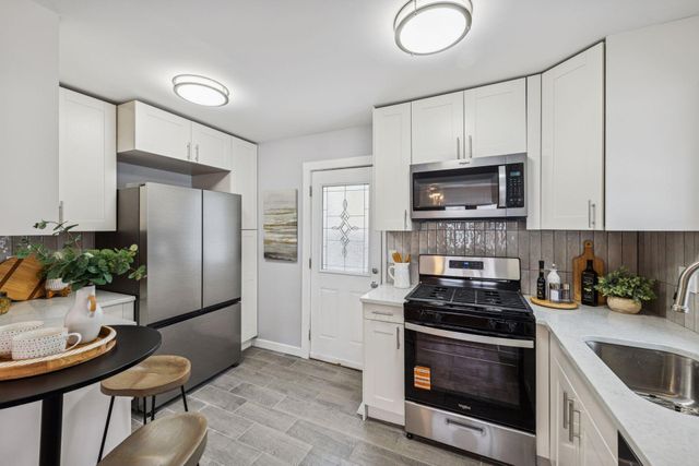 2209 Chateau Lane, Mound, MN 55364