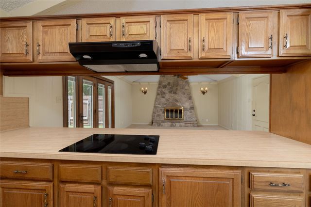 1710 Park Hill Drive, Arlington, TX 76012