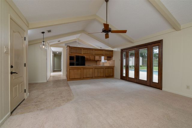 1710 Park Hill Drive, Arlington, TX 76012