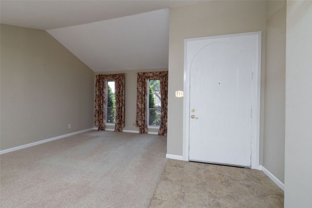 1710 Park Hill Drive, Arlington, TX 76012