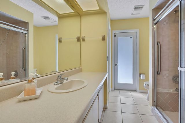 12 MAYFLOWER COURT E, Homosassa, FL 34446