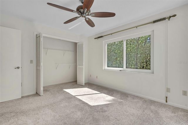 12 MAYFLOWER COURT E, Homosassa, FL 34446