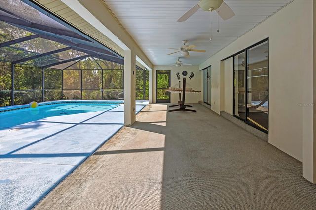 12 MAYFLOWER COURT E, Homosassa, FL 34446