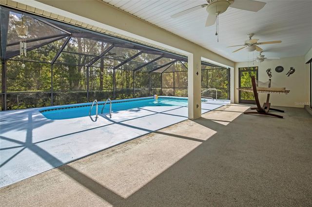 12 MAYFLOWER COURT E, Homosassa, FL 34446