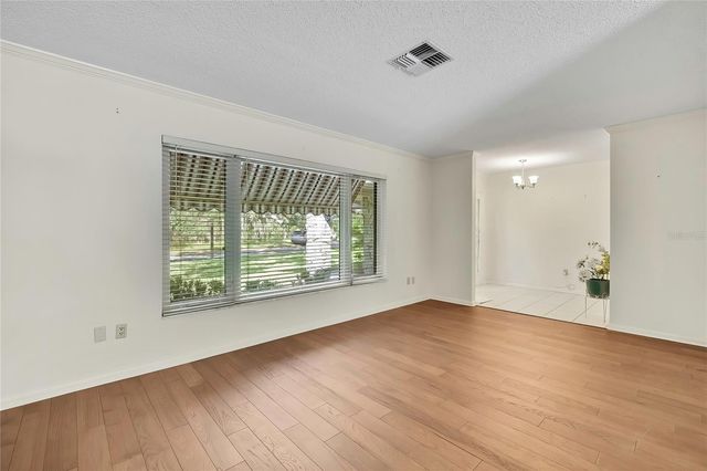 12 MAYFLOWER COURT E, Homosassa, FL 34446