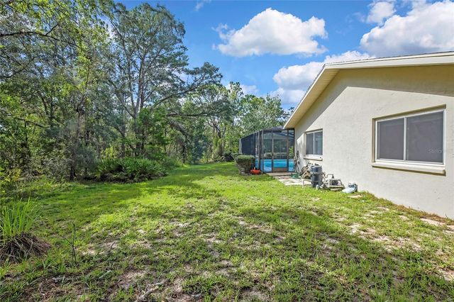 12 MAYFLOWER COURT E, Homosassa, FL 34446