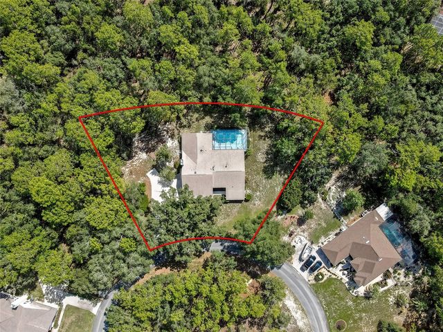 12 MAYFLOWER COURT E, Homosassa, FL 34446